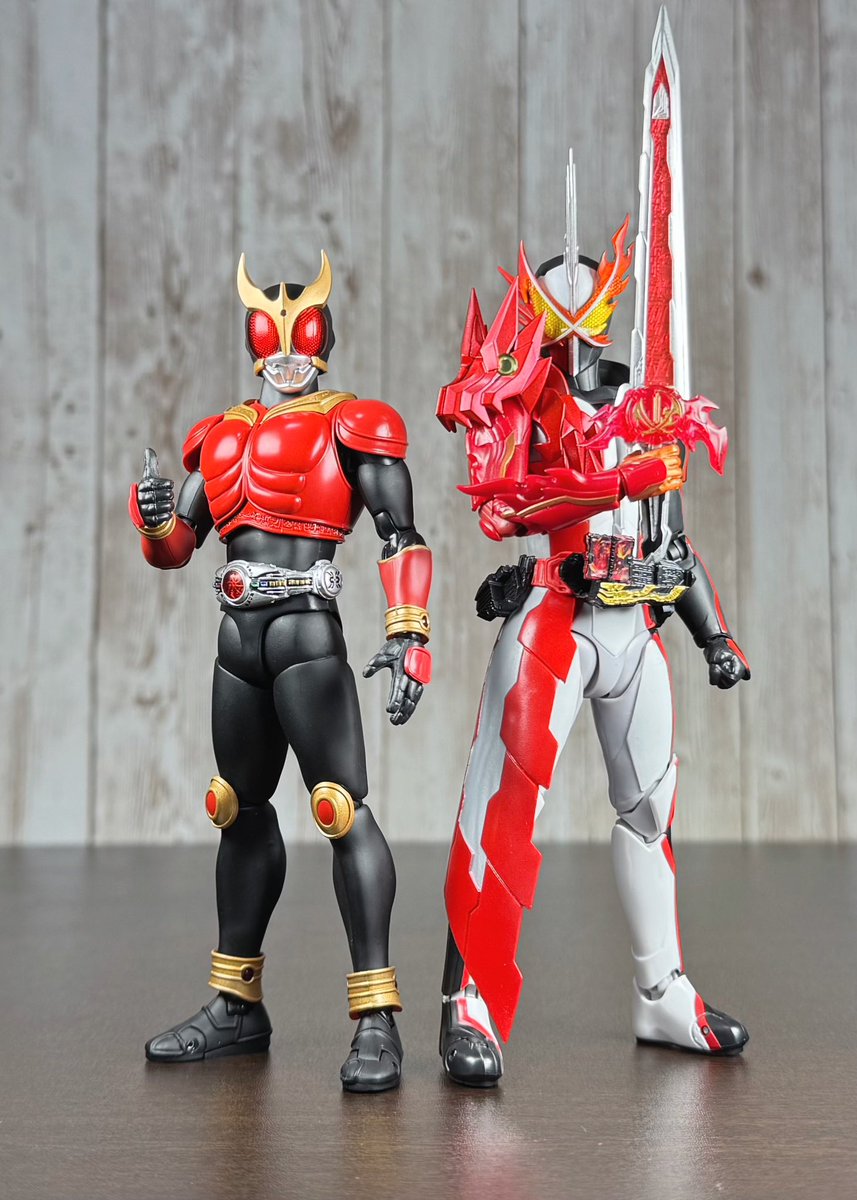 cuscus2022's tweet photo. 仮面ライダークウガ
×
仮面ライダーセイバー

#フィギュアーツ https://t.co/vo6nn9pL3V