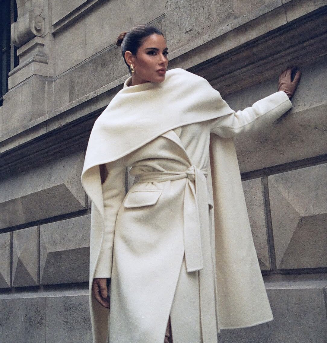 perry69029's tweet image. La elegancia de ariadna gutierrez  la modelo internacional  y ex miss colombia vuelve a colombia  de la mano de la revista vogue para #distritomoda