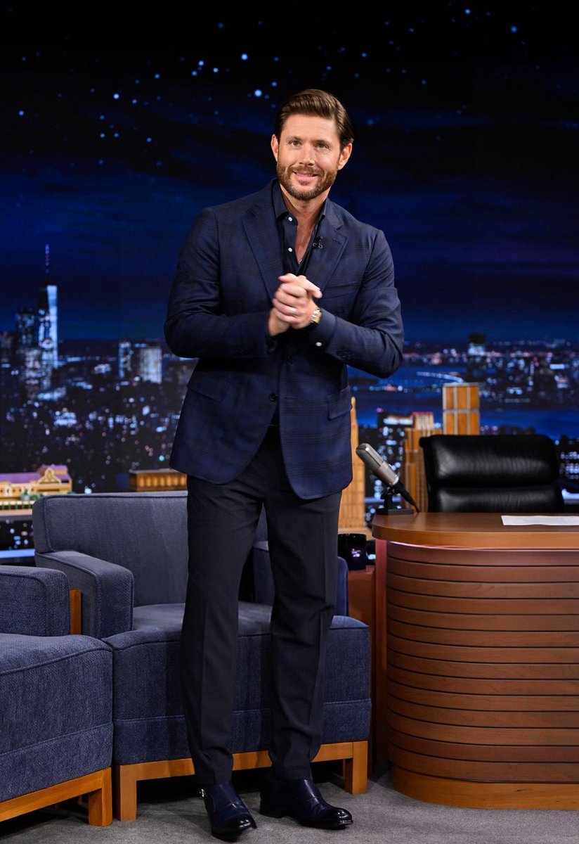 My beloved! 🥹🫶🏼 Still in shock he was on The Tonight Show. Beyond proud of him! 💙