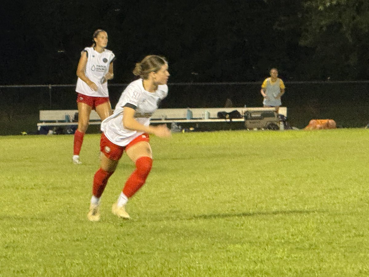AR_Rising08G's tweet photo. Congratulations to @carolinekolb_5 for making her @upslwomen debut tonight for the @lrrangers_women! https://t.co/umsYQJaYcX
