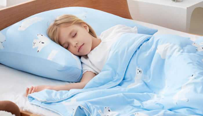 TycoonStoryCo's tweet photo. ๐๏ธ Struggling with your childโs bedtime? Discover how Kids Sleeping Blankets for Better Sleep can solve common sleep problems and meet Childrenโs Sleep Needs!
https://t.co/AtwlIB7Fyc
#parentingtips #bettersleep #kidshealth #sleepsolutions @KyteBaby @LambsIvy https://t.co/XoPvZvnov9