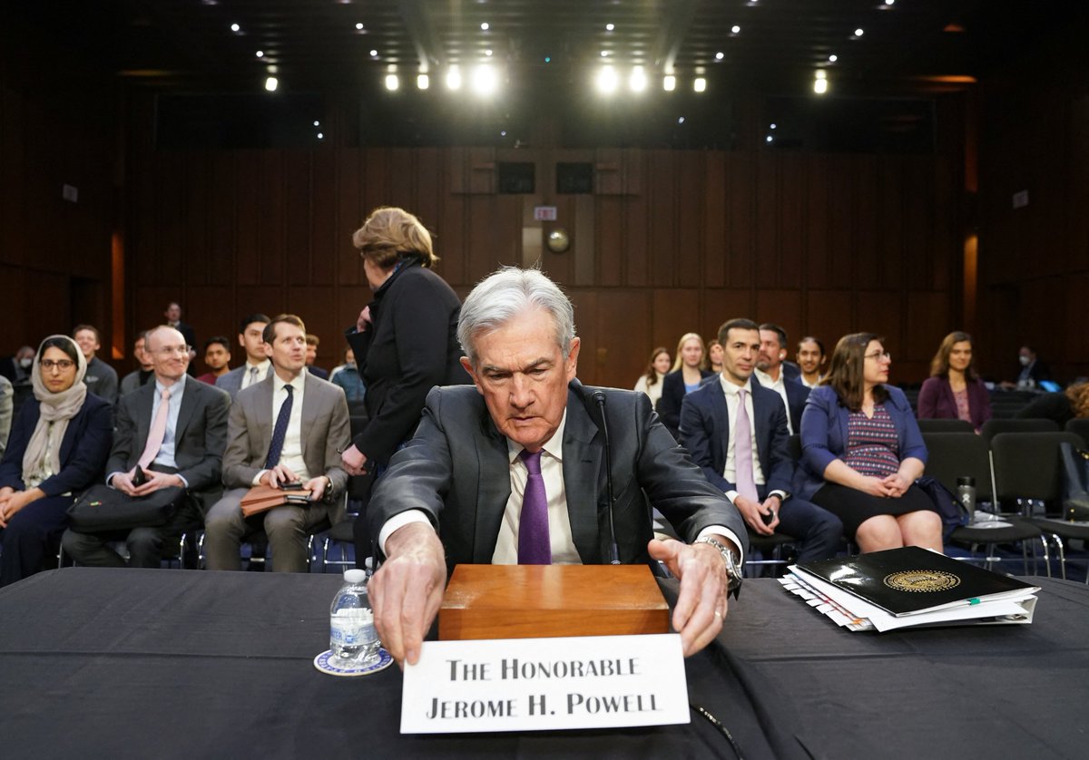 CobakOfficial's tweet photo. 📅 Markets on Tuesday: All Eyes on Powell’s Testimony

Today, the market will closely watch Fed Chair Jerome Powell’s testimony before Congress, which will be based on the Fed’s semiannual report on monetary policy released last Friday.

This is Powell’s formal opportunity to explain the Fed’s current economic outlook and policy stance to lawmakers — and the market will be listening carefully.

The key question:
Will Powell hint at a shift in direction, or will he stick to the cautious tone we've heard lately — that it’s “appropriate to wait and see how the economy evolves”?

🗣️ Notably, Fed Governors Christopher Waller and Michelle Bowman recently stated that the inflationary effects of tariffs may be short-lived, and signaled openness to a rate cut as early as July.

With geopolitical tensions between Israel and Iran now easing,
➡️ If Powell signals a potential July rate cut, markets could rally sharply.
