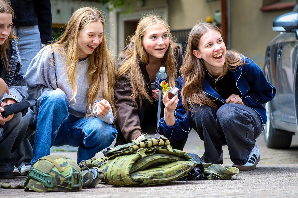 mnbg_lithuania's tweet image. Fingerprints fake news and field gear. Students from across Vilnius explored the world of resilience and security. The goal was clear. Strengthen trust sharpen skills and build resilience. Because informed minds are the strongest defence!
#TogetherStronger #WeAreNATO #MNBGLTU