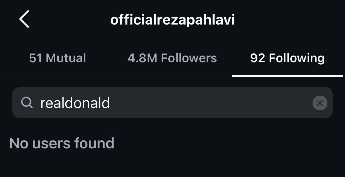 شنوندگان، توجه فرمایید:
چاهنچاه سس خرسی، رهبر بالقوه‌ی دوران گذار ایران، با آنفالوی ترامپ و نتانیاهو، مشت محکمی بر دهان استکبار جهانی کوبید!
پس کی قراره ما رو از دست آخوندا نجات بده؟😂