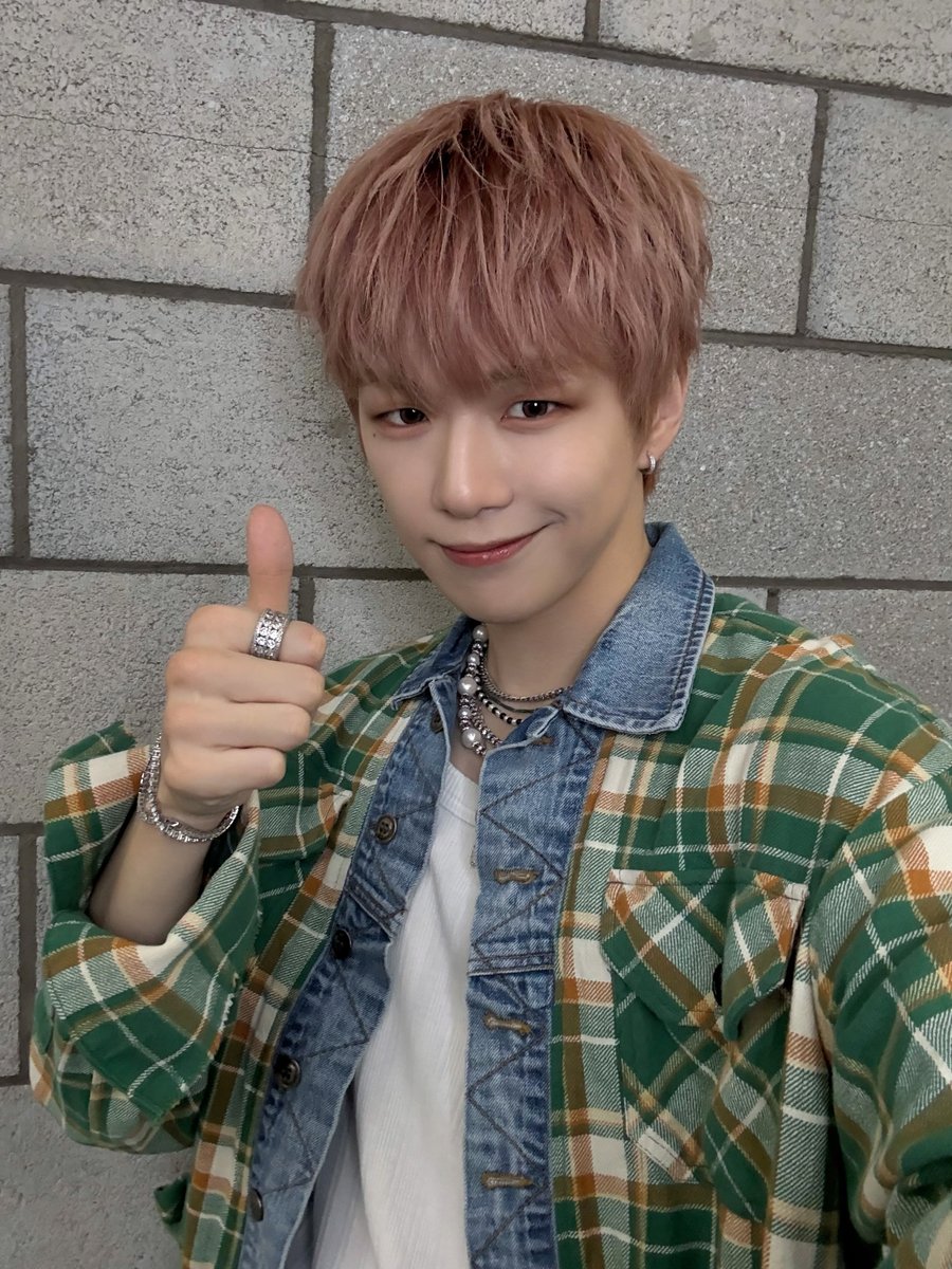 kd_officialx's tweet image. [📸] 250624 &amp;lt;더쇼&amp;gt; 완료🏆

#강다니엘 #KANGDANIEL
#Glow_to_Haze #Episode
#더쇼