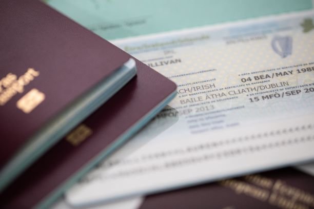 We advise all Irish citizens to ensure that your Irish passport is valid. If your passport is expired or close to expiring, please apply for renewal: ireland.ie/en/dfa/passpor…