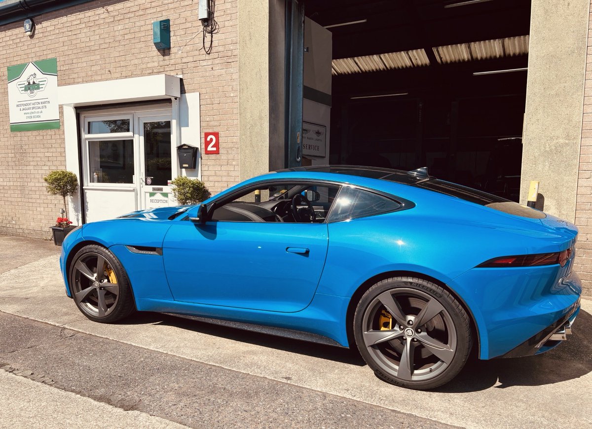 Love getting this beaut in. She's a bit of a head turner! 😍

#jaguar #ftype #jaguarftype #5litre #fastcars #sportscar