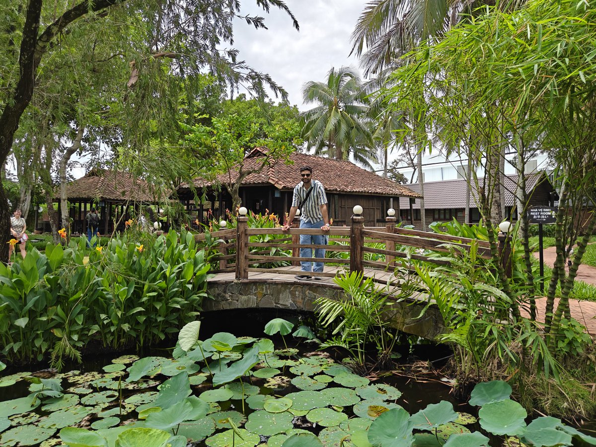 Pbhajanka's tweet image. Some clicks of the Ho Chi Minh City, Vietnam from the upcoming OnePlus Nord 5.

#OnePlusNord5 #OnePlusNord #OnePlusNordSeries