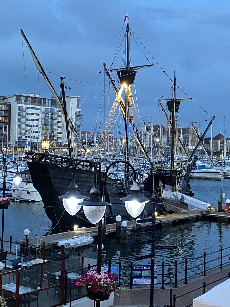 HookChrista's tweet photo. Couldn’t resist a doodle while the Nao Victoria is docked at Eastbourne 
@NaoFundacion 
#eastbourne #eastbournelocal #sailinglife #NaoVictoria  #SovereignHarbour #LivingHistory #EducationalVisit #TallShipExperience #sketch #artist #art #militaryartist 
#FundacionNaoVictoria https://t.co/NUyjoli5Q9