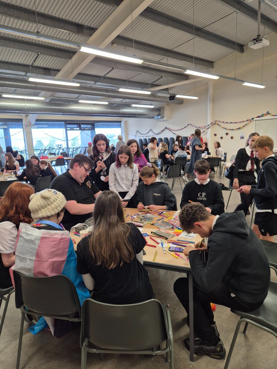 HermitageAcad's tweet photo. Pride Day at our school was a huge success! On Friday 13th, pupils & staff celebrated with face painting, nail painting, badge making, & signed our trans flag to show support for our trans community. Love and pride all around! #PrideDay #Inclusion #UNCRCArticle2 #UNCRCArticle8 https://t.co/Ti9DebAP65
