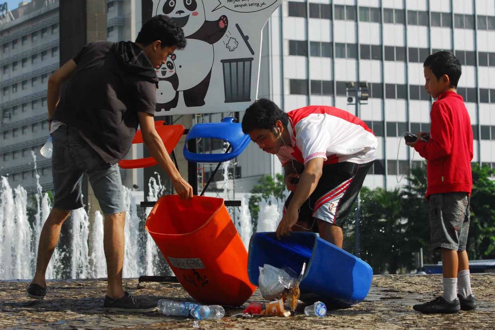 Waste4Change tweet media