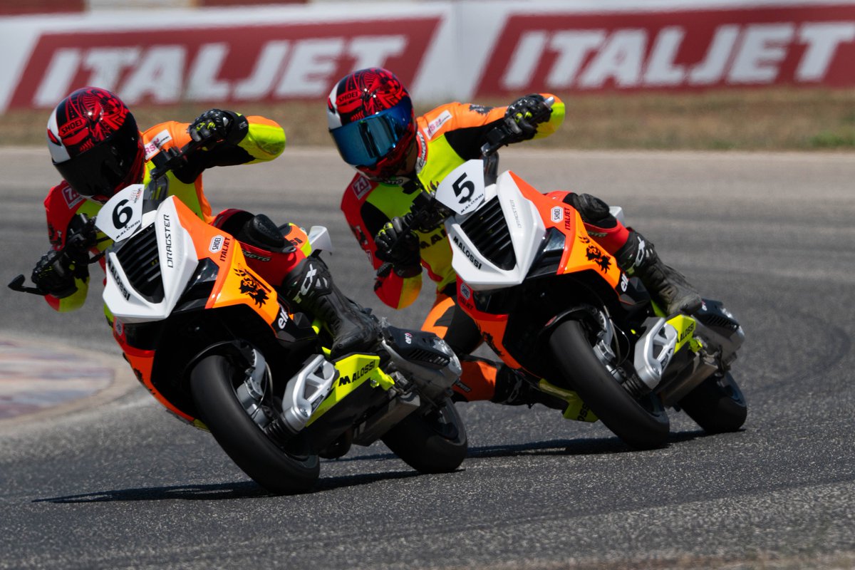 Missed the race? Catch up now.

Binetto delivered the goods, pure racing, no filters.

🔥 Full replay now live on the Trofei Malossi YouTube channel:
youtube.com/@TrofeiMalossi…

#Italjet #MalossiRacingAcademy #Binetto #TrofeiMalossi #ItaljetDNA  #ItaljetDragster