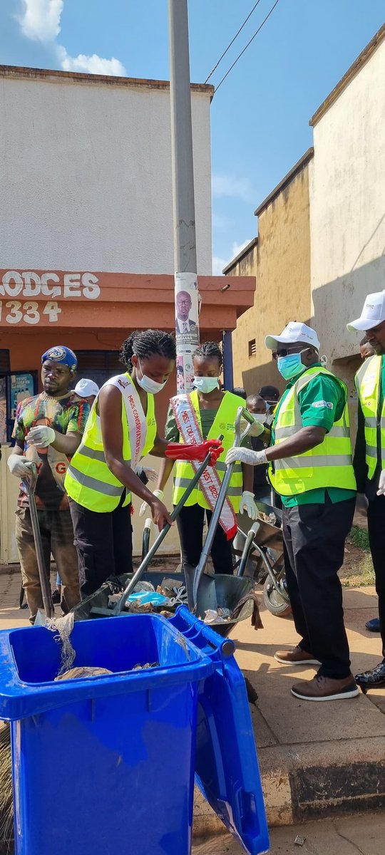 Rebecca Tumukunde (@b256queenbecky) on Twitter photo We joined <a href="/nemaugED/">NEMA ED</a> and <a href="/ugwildlife/">Uganda Wildlife Authority</a> cleaning activity in kabale district
<a href="/misstourismUga/">MISS TOURISM UGANDA-PA</a>
#letthepearlshine We joined <a href="/nemaugED/">NEMA ED</a> and <a href="/ugwildlife/">Uganda Wildlife Authority</a> cleaning activity in kabale district
<a href="/misstourismUga/">MISS TOURISM UGANDA-PA</a>
#letthepearlshine