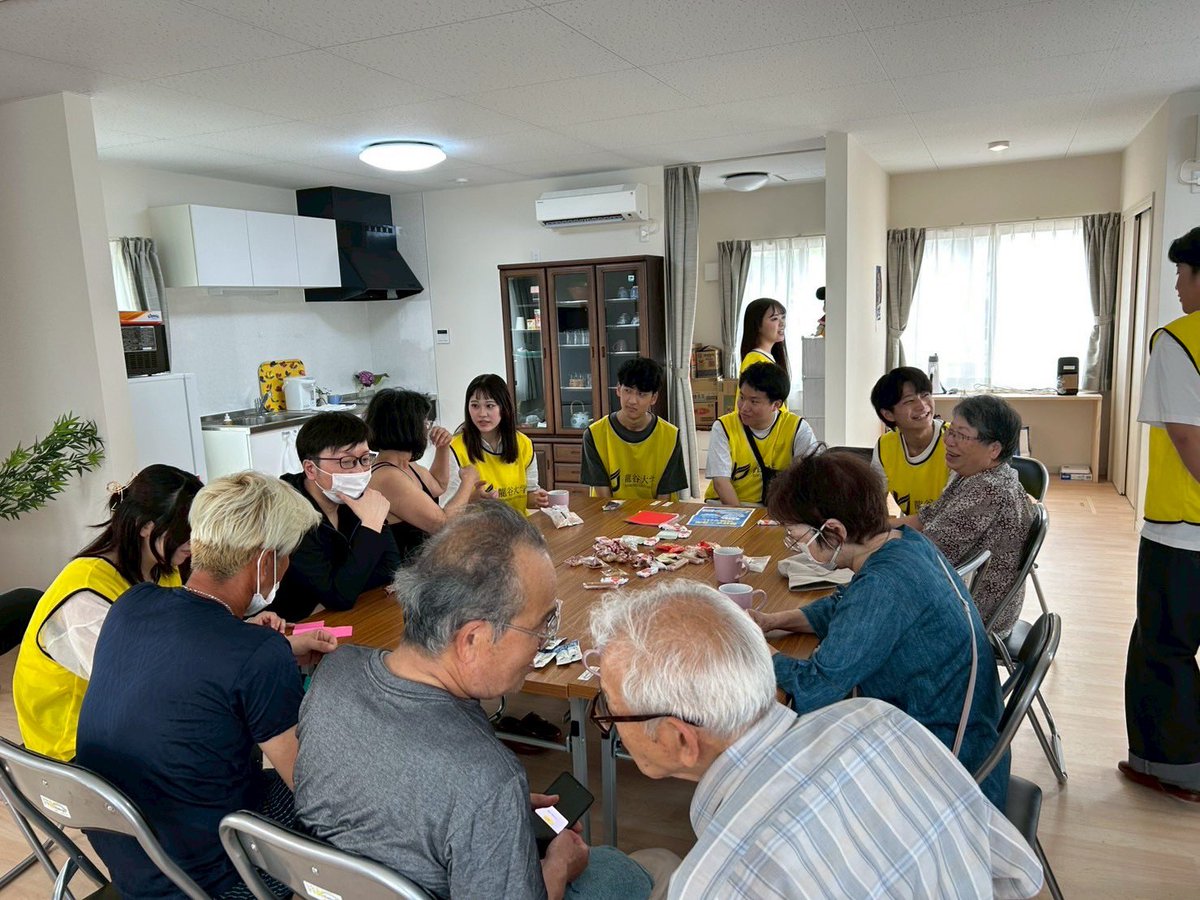 ishihara_semi's tweet photo. こんにちは！石原ゼミです🩵ྀི
6月21日〜22日にかけて、能登半島の被災地でフィールドワークを行い、仮設住宅の集会所ではサロン活動も実施しました。 https://t.co/hmda1Ri7MT