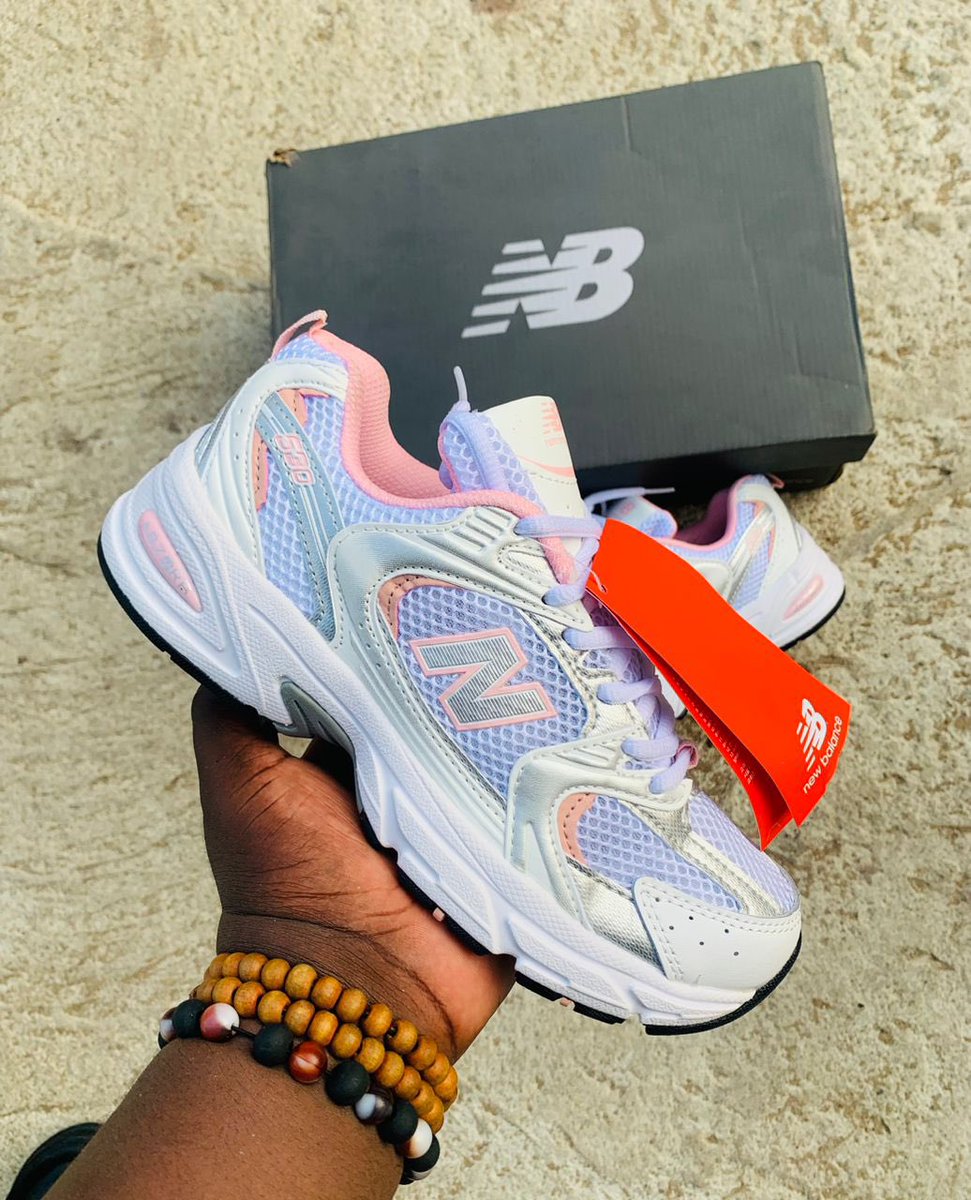 Sizes 37 to 45 

16 000frs 

Location Dla 

Delivery Nationwide 

#PerpsyFashion