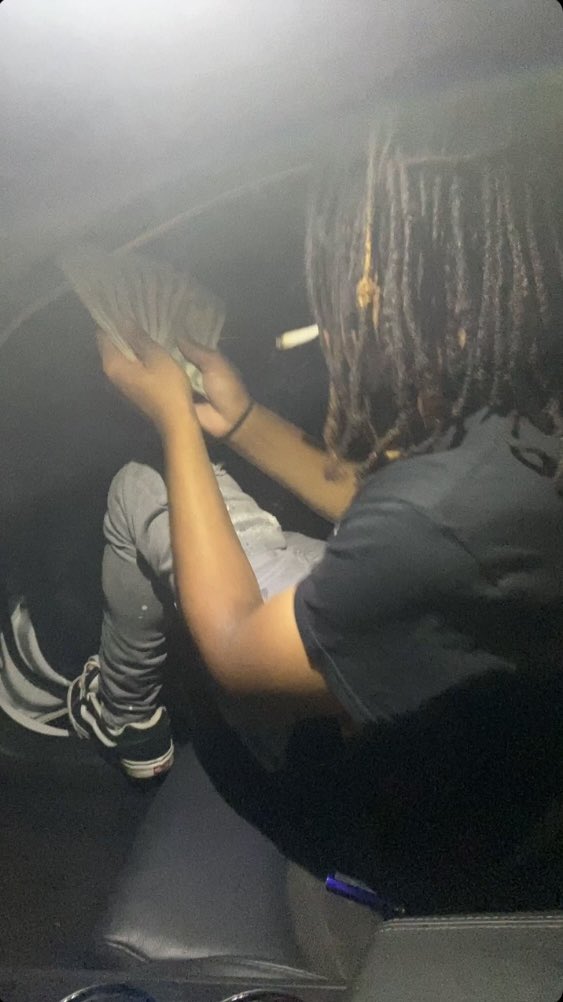 SipKroll's tweet photo. All atl bad shi come my way https://t.co/lCqhc3I9xr
