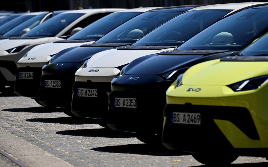 La Répression des fraudes réclame à Tesla de « cesser ses pratiques commerciales trompeuses »

La filiale française de la firme d’Elon Musk, déjà dans la tourmente, ne dispose désormais que de quatre mois pour « se mettre en conformité avec la réglementation en vigueur ».