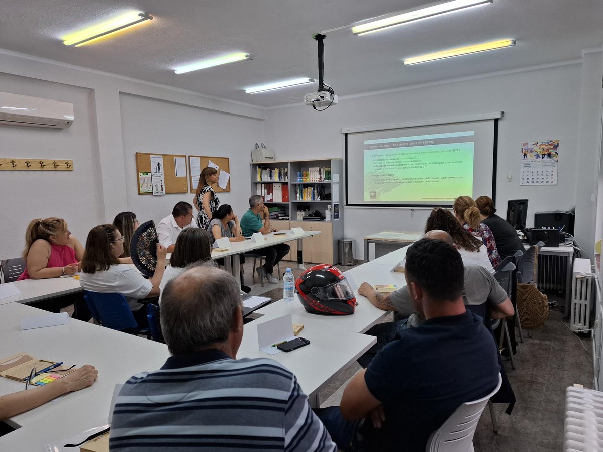 Ccoocylform's tweet image. Hoy comienza un nuevo Itinerario de Formación Sindical en Salamanca, ¡ Ánimo compañeras y compañeros! La formación es una herramienta fundamental para defender nuestros derechos💪💪
@CCOOCyL @CCOO #FormacionSindical #OrgulloDeClase #Sindicatos #TransformarLaRealidad