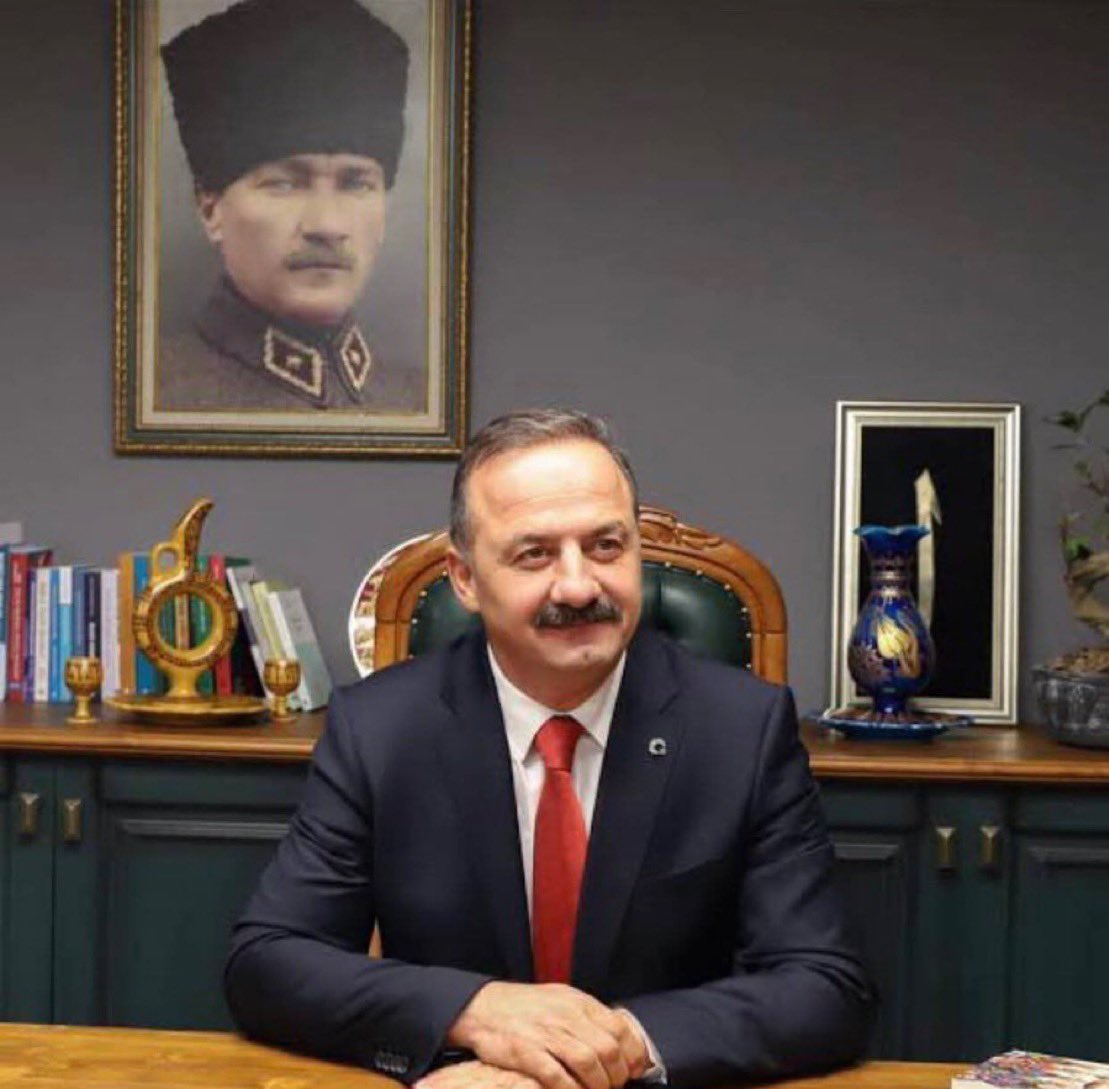 Kemalistten Milliyetçi çıkmaz. Kemalistten Türk çıkmaz. Kemalistten Müslüman çıkmaz.