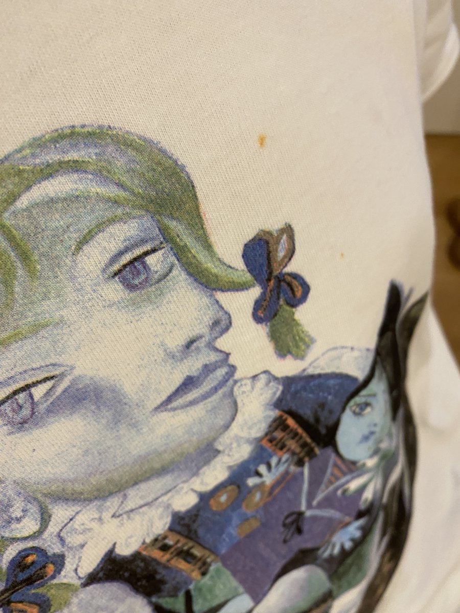 あれ、10万円のTシャツにミートソース付いた？　最初から付いてたっけなぁ。今日がデビュー初日やねんけど。晩御飯はナスとひき肉のミートドリア。