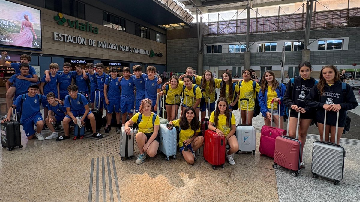 Buen cierre de temporada para nuestros infantiles de waterpolo 🏐 

Del 19 al 22 de junio, los dos equipos participaron en el Campeonato de España en Málaga: 
6️⃣ Geodesic Real Canoe 
7️⃣ Simalga Real Canoe 

Enhorabuena. 🌞 ¡A disfrutar del verano! 

realcanoe.es/noticias-water…