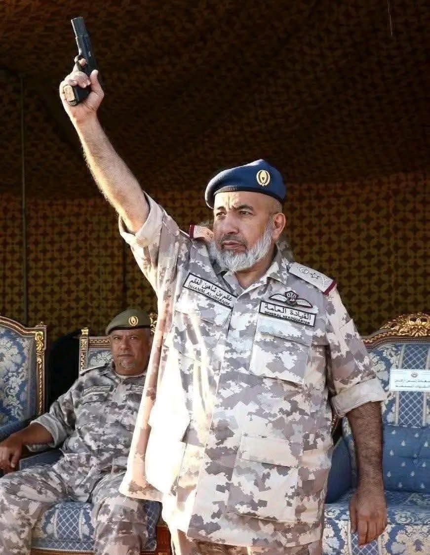 📌 قائد الجيش القطري : اقول لمن قصفنا لقد لعبتم بالنار و الجيش القطري قادر علي التدمير.

 #دولة_قطر