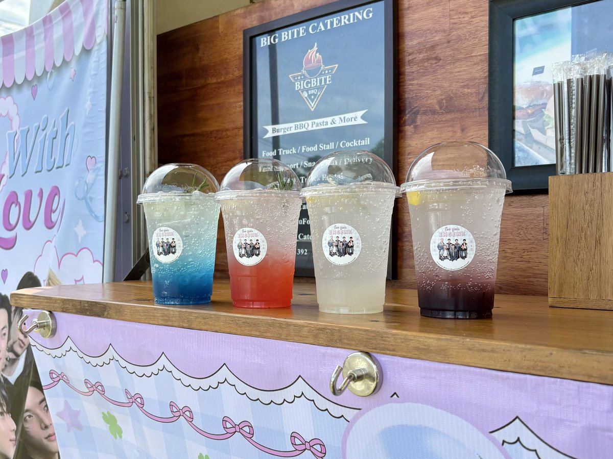 bigbitehouse's tweet image. ภาพงาน Food support #ENHYPEN ในงาน Walk the line in Bangkok ณ ราชมัง 🏟️
🚩 Supported by Inter fans 
🙏🏼 #BigBiteCatering ขอบคุณที่ใช้บริการ 

#foodtruckthailand​ #foodsupportthailand #WALKTHELINE_IN_BANGKOk 
#HEESEUNG #JUNGWON #SUNGHOON
#SUNOO #JAY #JAKE #ni_ki 
#ENGENE