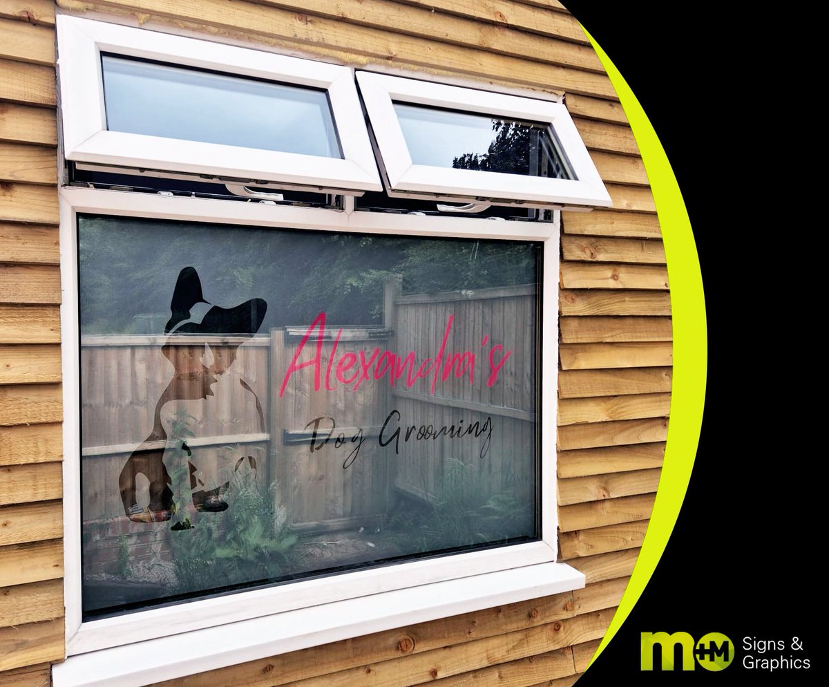 MMSignsGraphics's tweet photo. Sleek silver frosting? Check.
Pop of pink? Double check.
Alexandra’s Dog Grooming just levelled up their paw-some factor! 🐶💅
#stokeontrentbusiness #windowfrosting #branding #doglover #Graphics https://t.co/UDA2JG6zsZ
