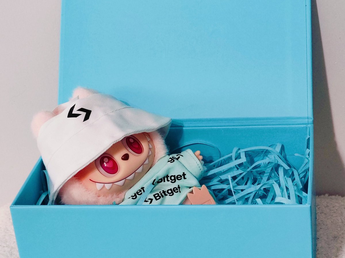 shanshan2018n's tweet image. 感谢 #bitget交易所 送来的labubu，还是我最喜欢的粉色，真是太会送了😍😍

谁说拥有是最好的祛魅！从最初的不解，疑问labubu🉐突然爆火，价格的飙升，到拥有，到理解，到喜爱，没人能逃脱的真香定律😄😄😄

#我和Labubu有个约会 @Bitget_zh #BitgetLabubu @xiejiayinBitget @33Bitget