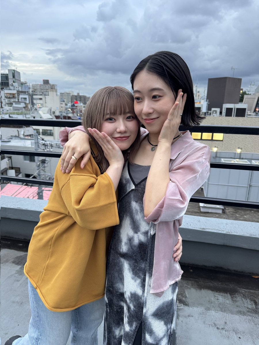 yuika_staff's tweet photo. 【オフショット】

お久しぶりの #ユイカオフショット は、「時計草」でご一緒する #とた さんと📸

『ユイカ』presents「時計草」 #1
6/27(金) 豊洲PIT　
GUEST：とた

▼チケットはこちら🎫
ぴあ：https://t.co/UxmePETb3D
ローチケ：https://t.co/YkBjkNRAan
イープラス：https://t.co/2XEjs3aKrM https://t.co/jR3BQT2mp0