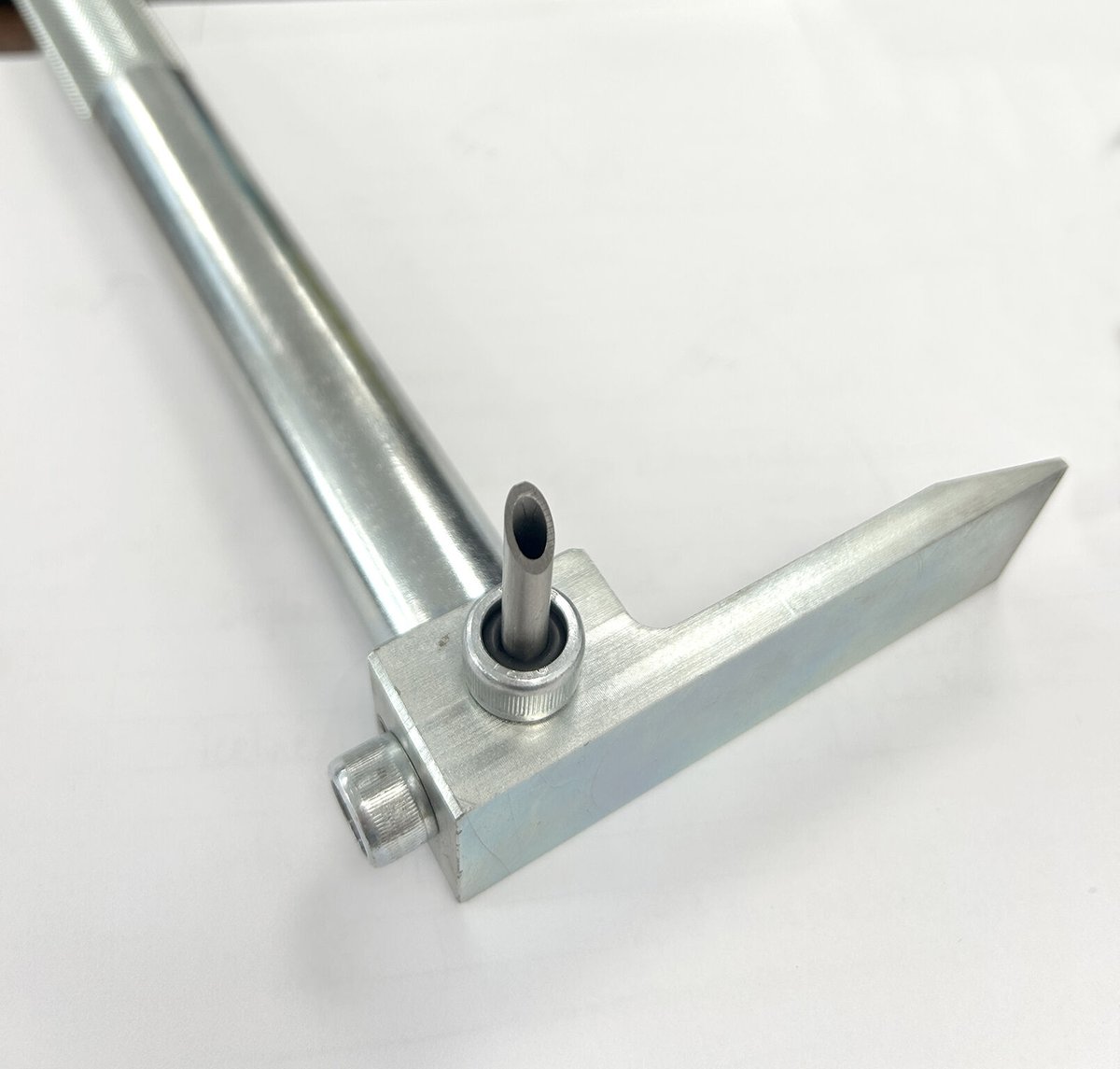 Sigma Security Devices Ltd (@devicesltd) on Twitter photo How easy is it to load our new Hornet tyre deflation tool? Simply insert a Speedy Spike angled end first into the spike insertion tool, gently push it into the o-ring and your Hornet is ready. You also have the option to double-load with two re-useable spikes. How easy is it to load our new Hornet tyre deflation tool? Simply insert a Speedy Spike angled end first into the spike insertion tool, gently push it into the o-ring and your Hornet is ready. You also have the option to double-load with two re-useable spikes.