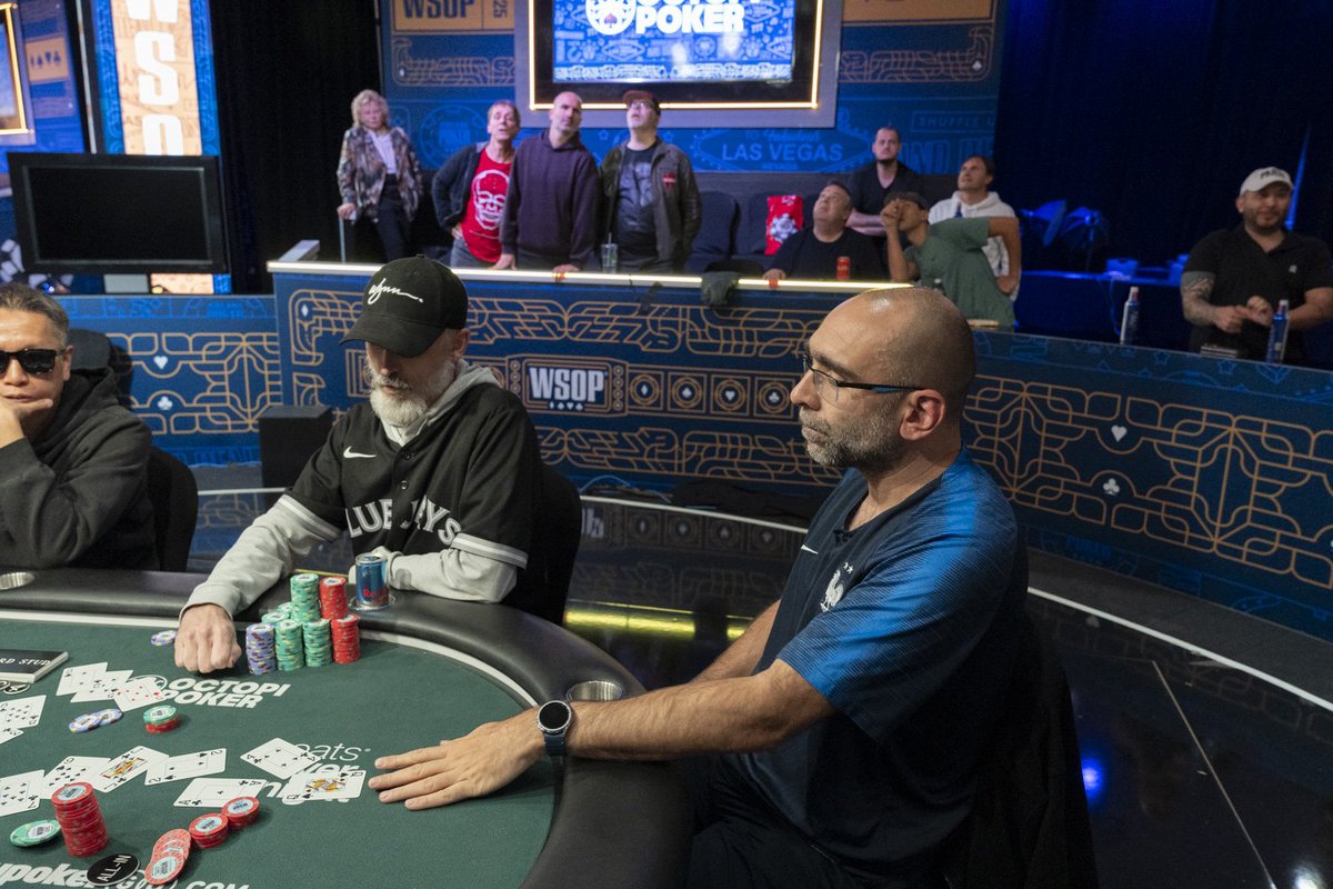 Winamax's tweet image. 🙌 Il est trader chez Winamax et il vient d'égaliser la meilleure performance française des WSOP 2025 : Nicolas Barthe a terminé 5e du très exigeant Nine Game Mix à 3 000 $ pour 47 884 $.

➡️ winamax.fr/reportages_wso…