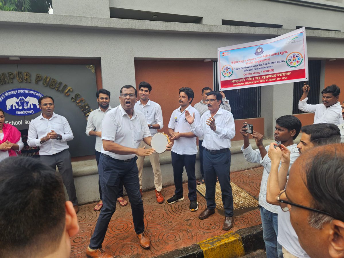 CGSTBhiwandi's tweet photo. #GSTForAll #NukkadNatak
#PublicAwareness #CommunityEngagement
@cbic_india @cgstmumbaizone @FinMinIndia @BNCMCOfficial (3/3) https://t.co/h1zNSLYcUo