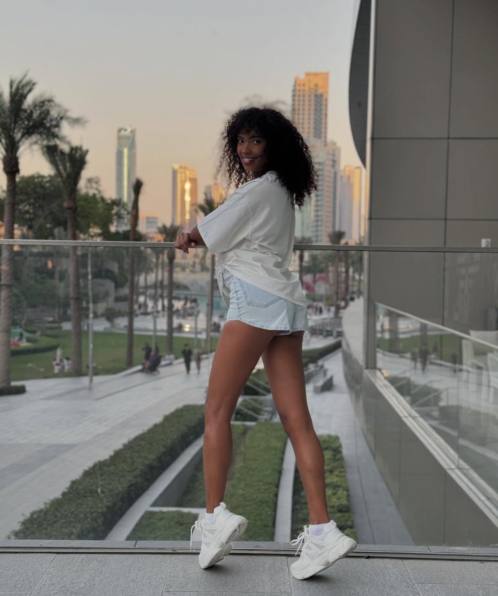 Rate me 1-10 of this outfit ☺️

getallmylinks.com/xnatalye