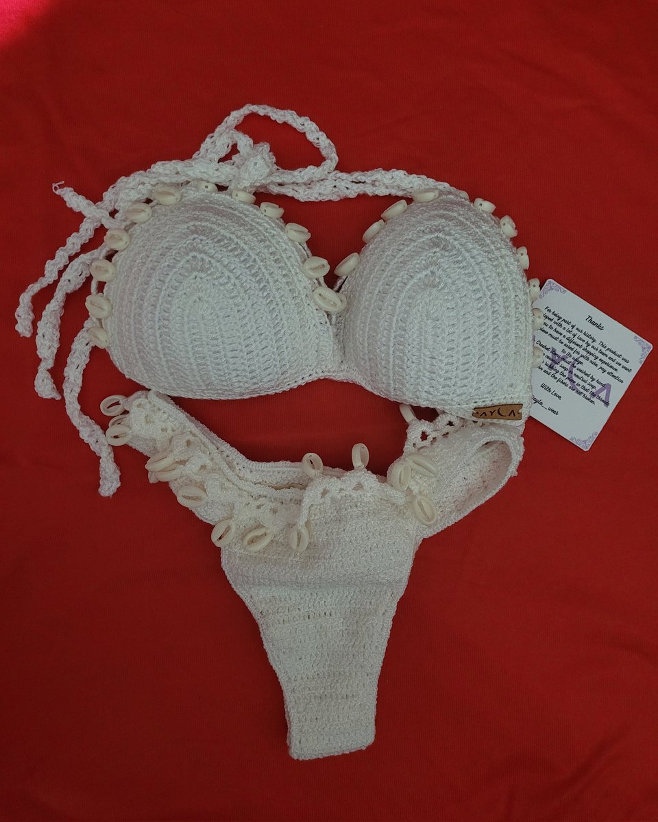 Che meraviglia!❤️ mi è arrivato Il costume di Ayla Wear e devo dire che è stupendo, di una bellissima qualità e curato nei minimi dettagli ❤️  Complimenti <a href="/helenaprestes/">helenaprestes 🐅</a> 

#helevier.