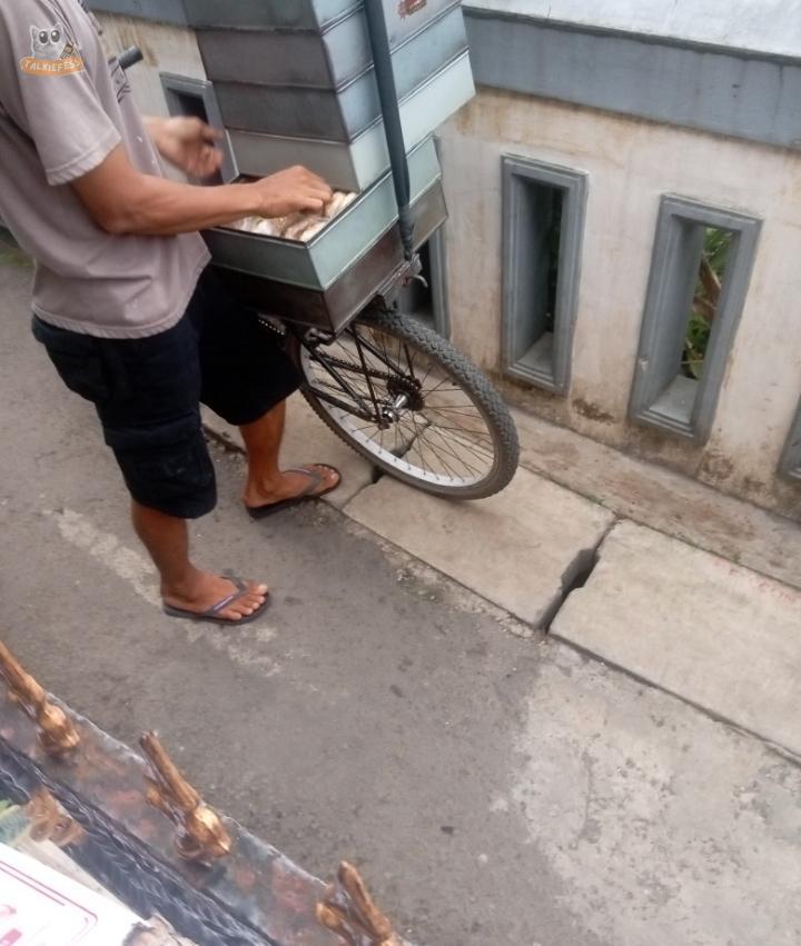 Talk! akhirnya gue bisa menghentikan pedagang racing ini guys🤙🏻