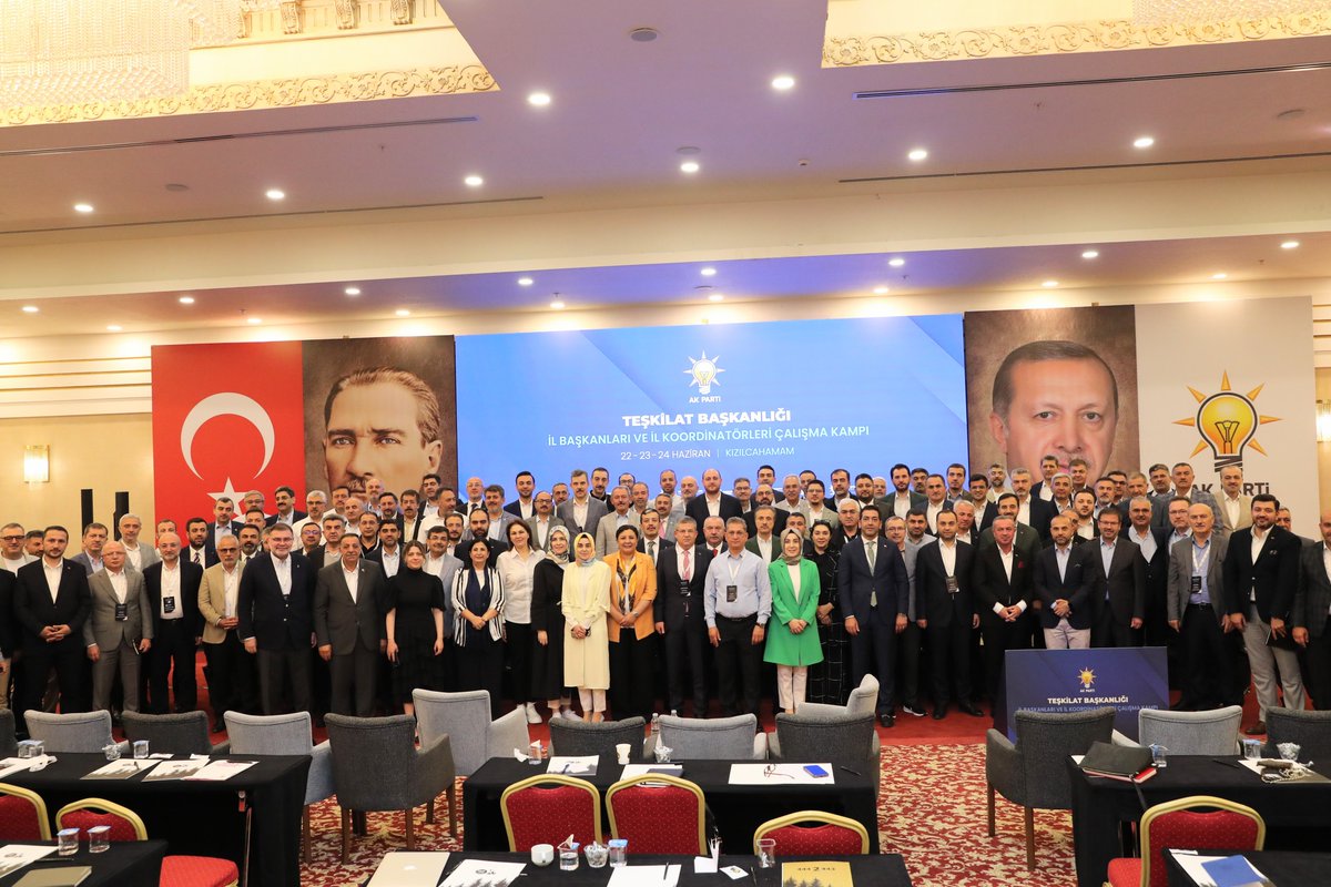 Faruk Bülent Kablan (@fbulentkablann) on Twitter photo 📍Kızılcahamam / Ankara
İl Başkanları ve İl Koordinatörleri Çalışma Kampı kapsamında, Genel Başkan Yardımcımız ve Tanıtım-Medya Başkanımız Sn. <a href="/acarfaruka/">Faruk Acar</a> ’ın “Etkili İletişim ve Medya” sunumunu dinledik.
Stratejik iletişim alanındaki birikimi ve saha deneyimleri, teşkilat 📍Kızılcahamam / Ankara
İl Başkanları ve İl Koordinatörleri Çalışma Kampı kapsamında, Genel Başkan Yardımcımız ve Tanıtım-Medya Başkanımız Sn. <a href="/acarfaruka/">Faruk Acar</a> ’ın “Etkili İletişim ve Medya” sunumunu dinledik.
Stratejik iletişim alanındaki birikimi ve saha deneyimleri, teşkilat