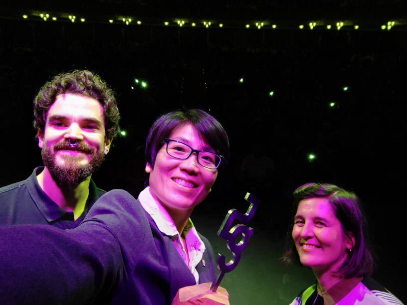 Todavía de resaca emocional tras la gala de <a href="/Zinegoak/">Zinegoak</a>. Ha sido un fin de semana estupendo interpretando a Hoho Liu, directora de fotografía y pareja de Zero Chou, premio honorífico de esta edición.