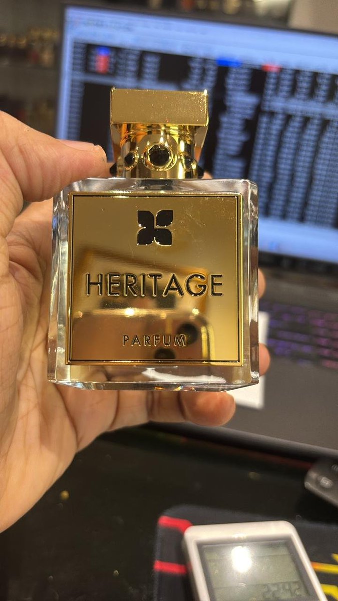 perfumemonk's tweet photo. 🔥 HERITAGE PARFUM – Now in my hands, and boom — one spray = full room takeover 💣
This is not perfume. This is presence.
One whiff and the air bends in submission.
You don’t wear Heritage… you command with it.
#BeastMode
#RoomFiller
#HeritagePower
#SOTD https://t.co/s07ThD8Pb7