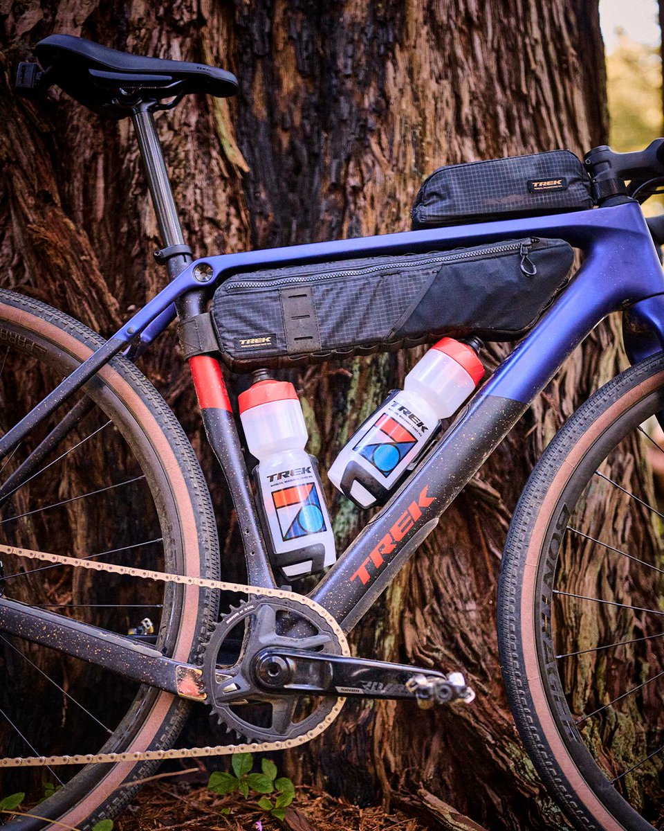 REVIEWED: The latest Trek Checkpoint prioritises versatility over all-out speed. It’s a gravel bike built for long, open roads, with geometry designed for all-day comfort.  Read the review: bicycling.co.za/bikes-gear/bik…