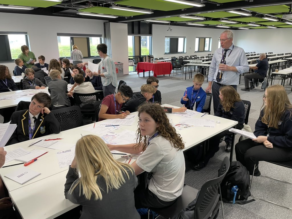 We’re now into the Mass maths circle -‘Hex games’! 100 pupils from 10 schools working together to problem solve and win/solve challenges. Amazing #maths &amp; awesome AAA <a href="/axiom/">axiom</a>