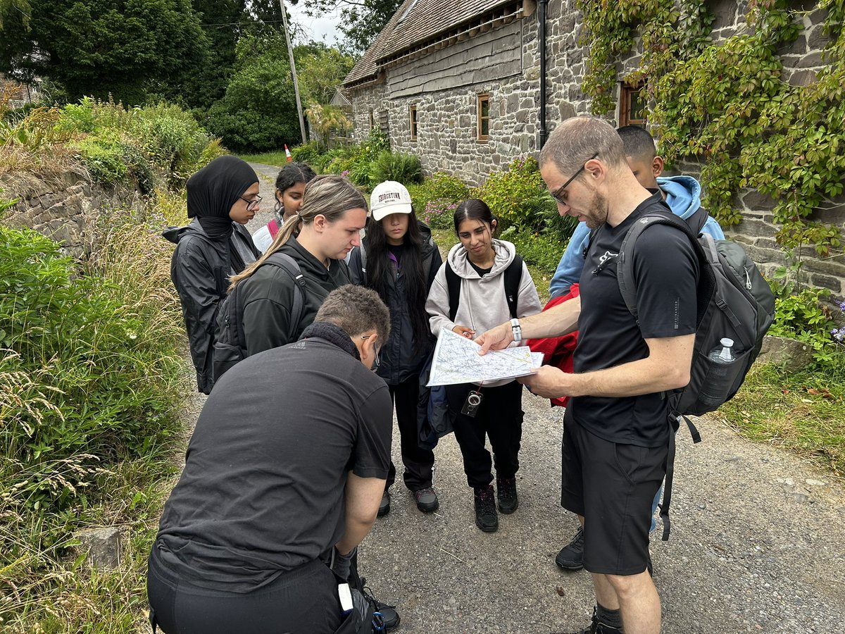 Holyhead School (@holyhead_school) on Twitter photo Up and out today. Happy students, sunny weather
#dofe #livingthedream
<a href="/HolyheadDofE/">HolyheadDofE</a> <a href="/DofE/">The Duke of Edinburgh’s Award</a> central Up and out today. Happy students, sunny weather
#dofe #livingthedream
<a href="/HolyheadDofE/">HolyheadDofE</a> <a href="/DofE/">The Duke of Edinburgh’s Award</a> central