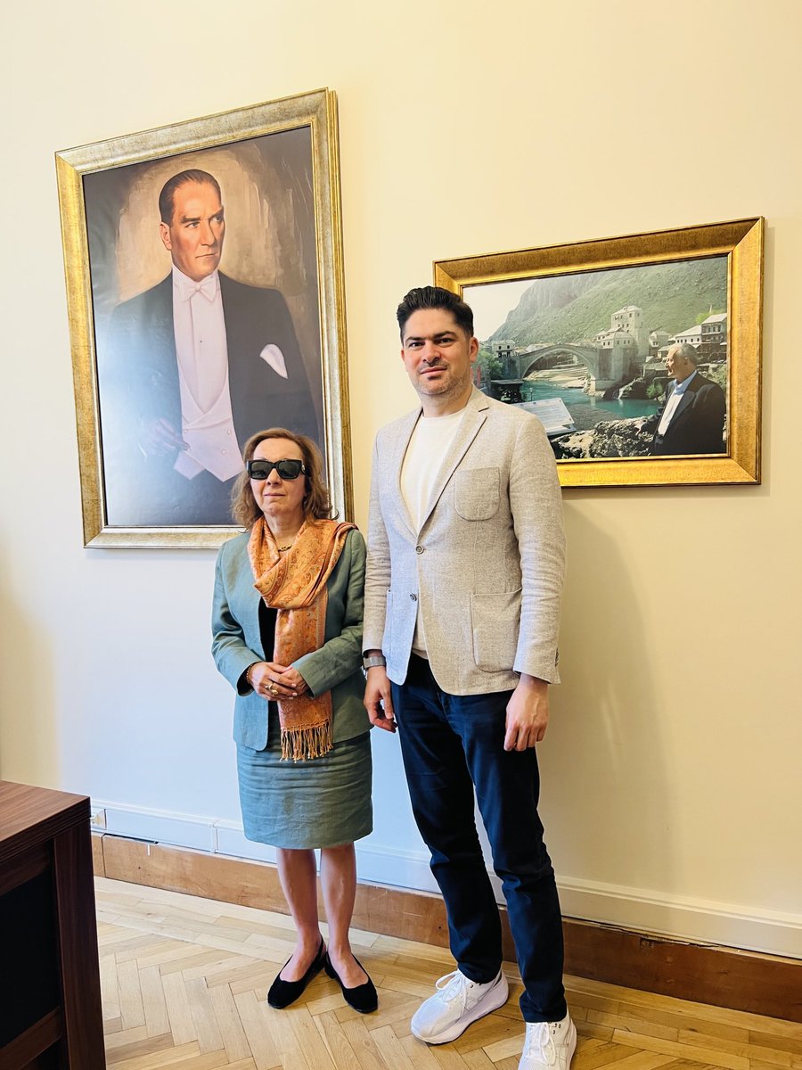 Ak Parti Antalya Milletvekili, TBMM Anayasa Komisyonu Başkanı, kıymetli Hocam Prof. Dr. Serap Yazıcı Özbudun'u <a href="/SerapProf/">Prof. Dr. Serap Yazıcı Özbudun</a>⁩ ziyaret edip istişarelerde bulunduk ve yeni görevinde başarılar diledim.