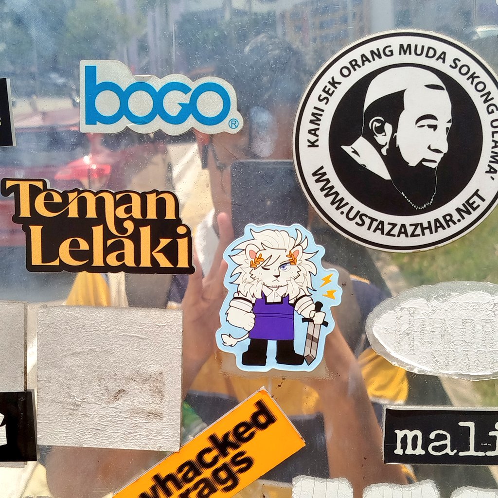 haznutte's tweet image. abang zus!!
