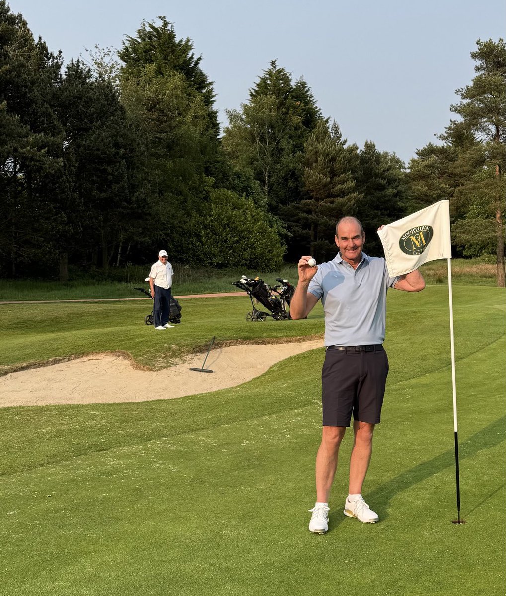 Hole in One Club (@hioclub) on Twitter photo Hole in One Club Salute ๐ซก
Huge congratulations to David Watson from <a href="/MoortownGC/">๐๐๐๐๐๐๐๐ ๐๐๐๐
๐๐๐B โณ๏ธ</a> whose HIO dreams came true when he aced the 149yds 17th Hole. ๐
David can now look forward to the National HIO Playoff Finals playing to win an all expenses paid trip to TPC Sawgrass. โ๏ธ๐บ๐ธ๐๐ Hole in One Club Salute ๐ซก
Huge congratulations to David Watson from <a href="/MoortownGC/">๐๐๐๐๐๐๐๐ ๐๐๐๐
๐๐๐B โณ๏ธ</a> whose HIO dreams came true when he aced the 149yds 17th Hole. ๐
David can now look forward to the National HIO Playoff Finals playing to win an all expenses paid trip to TPC Sawgrass. โ๏ธ๐บ๐ธ๐๐