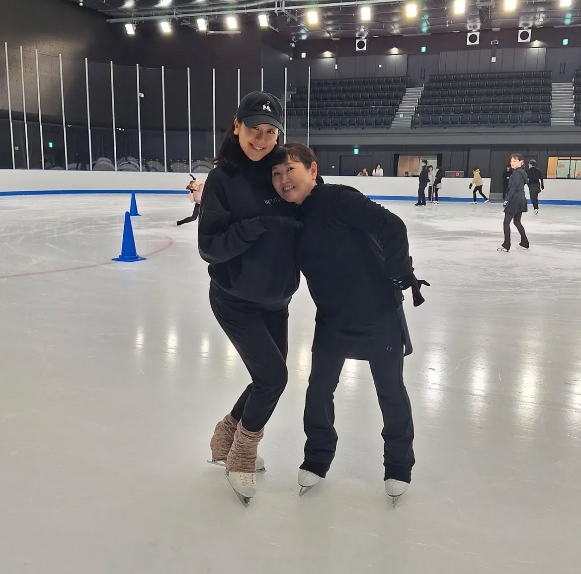 midorimoonlight's tweet image. MIDORI MAO PHOTO IN 2025 WE WON TWO LEGENDS OMFG
#浅田真央 #伊藤みどり