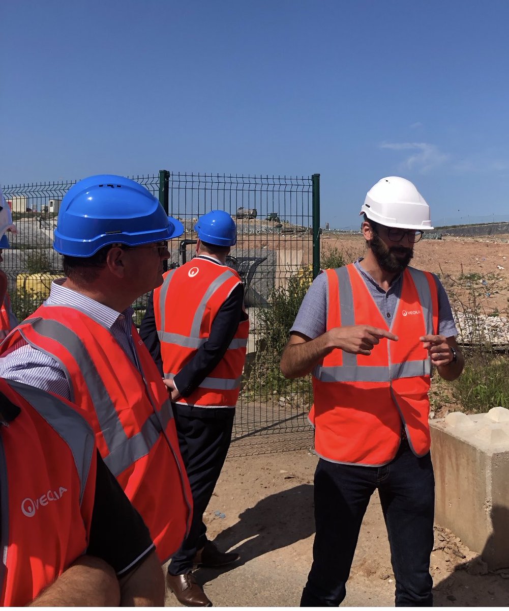 phgosselin's tweet photo. #CET #LeHam #Manche
En soutien à @DMARGUERITTE.
C’est cette positon que j’ai défendue aussi, la semaine dernière, avec les élus, lors d’une visite du centre au Ham. https://t.co/YYaG9aPq3Z