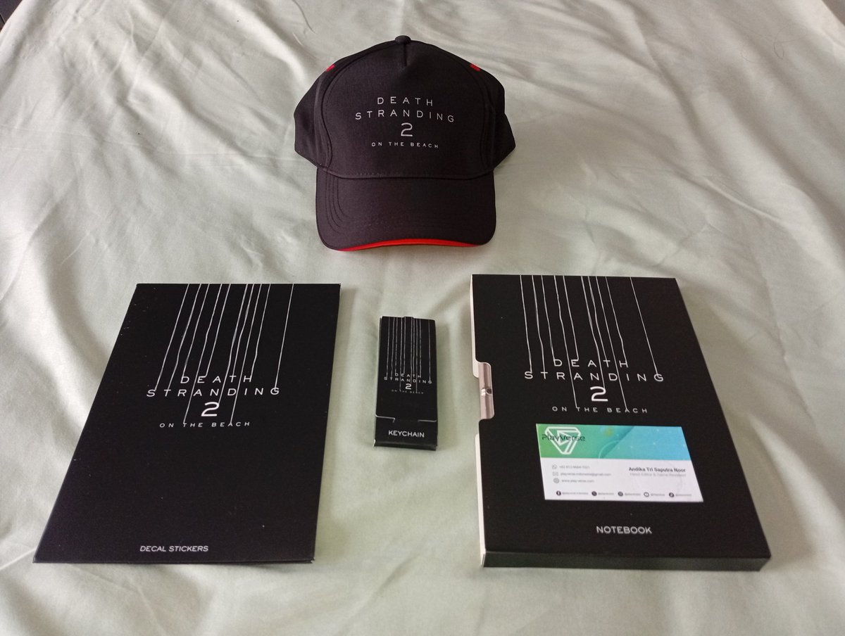 Terima kasih atas bingkisannya, <a href="/PlayStationAsia/">PlayStation Asia</a> <a href="/HIDEO_KOJIMA_EN/">HIDEO_KOJIMA</a> <a href="/KojiPro2015_EN/">KOJIMA PRODUCTIONS (Eng)</a> #DeathStranding2