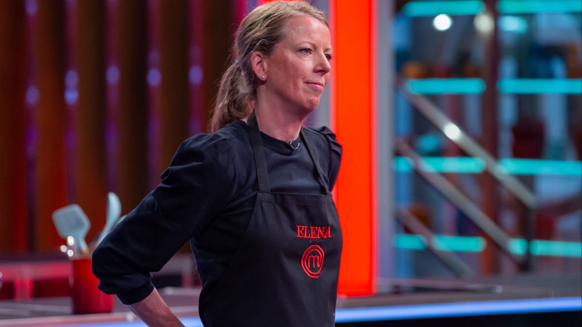 La emoción de Elena tras quedarse a las puertas de la gran final de #MasterChef: "Me voy muy orgullosa" 💖

rtve.es/n/16637208