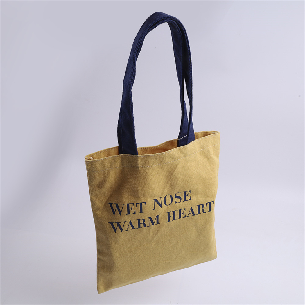 JunyeTracy's tweet photo. High-quality canvas single-shoulder bag.😍🔥👏
Low MOQ to customize your own brand. 🥰
#EcoFriendly #PackagingDesign #junye #box #paperbox #giftbox #jewelrybox #apparel #jewelry #pouch #jewellery #jeweler #packaging #jewel https://t.co/9NZupJIPt0